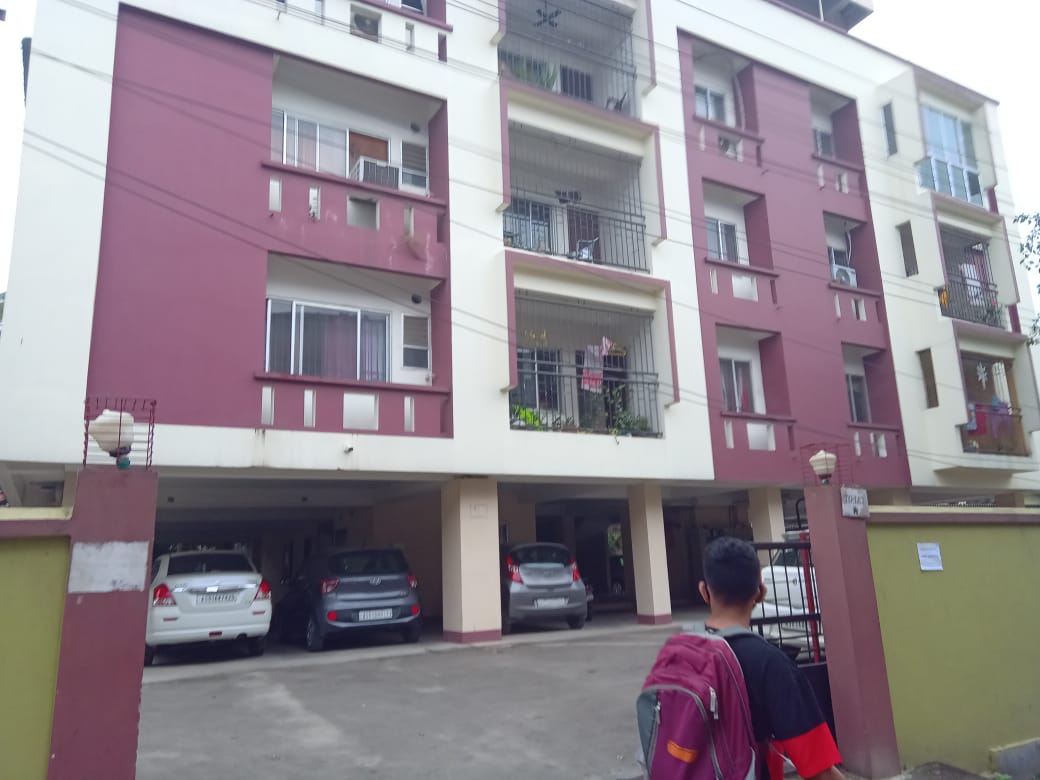 Unfurnished 3bhk Un- furnished Apartment in Noonmati, Guwahati, Assam, India for Rent